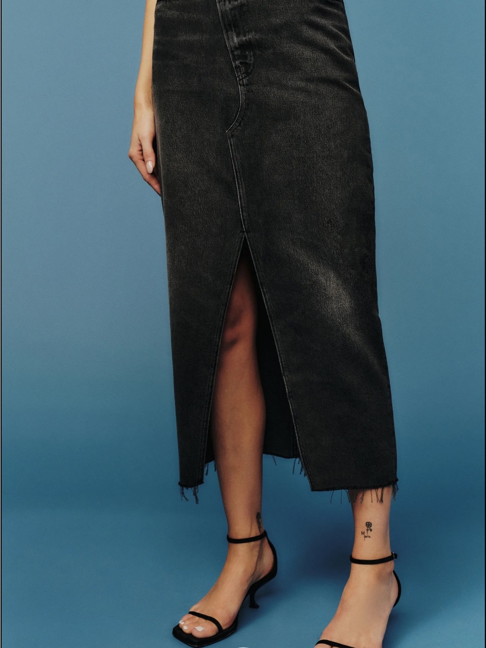 Reformation Nila Black Midi Denim Skirt with Front Slit sz 26